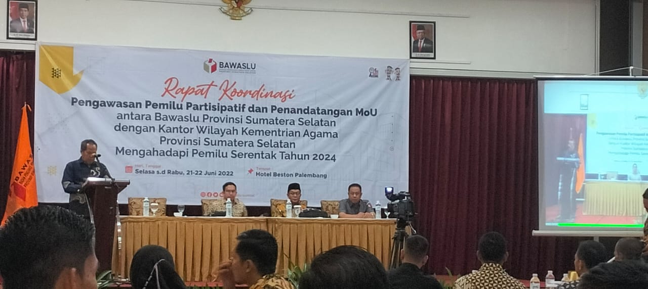 Teken Nota Kesepahaman, Bawaslu Sumsel dan Kemenag Jalin Kerjasama Pengawasan Partisipatif Pemilu