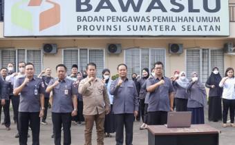 Pimpinan Bawaslu Kab. Muara Enim Ikut serta Apel Siaga Pengawasan Tahapan Pemilu 2024