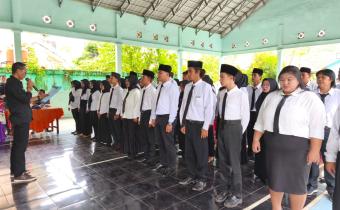 Pelantikan Pengawas TPS Pilkada 2024